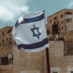 Иран запустил в сторону Израиля десятки беспилотников-камикадзе